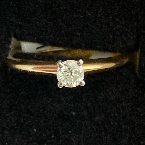 NWT diamond ring - Picture 2 of 8